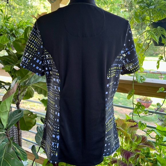 Super cute scrub top, stretchy & comfy - Picture 3 of 4